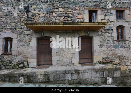 Ancienne maison en pierre à Dilijan, Arménie Banque D'Images