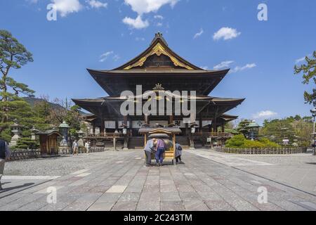 La salle principale du temple Zenkoji à Nagano, Japon Banque D'Images