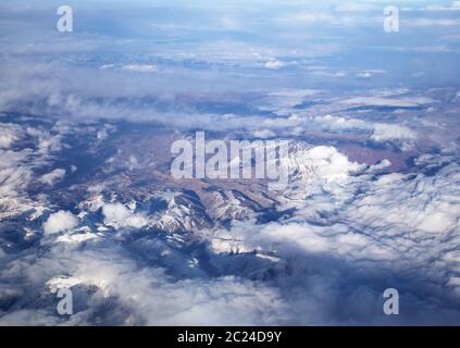 Montagnes, Vue d'avion Banque D'Images