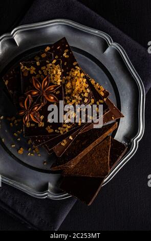 Concept culinaire avec différents types de chocolat Banque D'Images