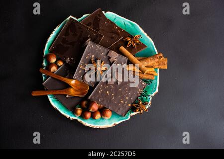Concept culinaire avec différents types de chocolat Banque D'Images
