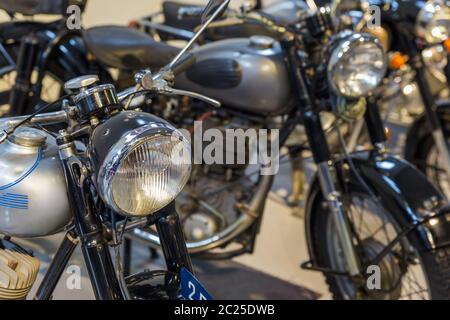 Moto vintage - technologie de base Banque D'Images