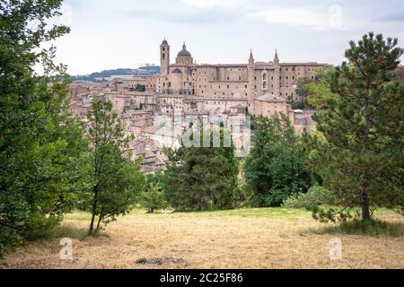 Urbino Marche Italie à l'heure du jour Banque D'Images