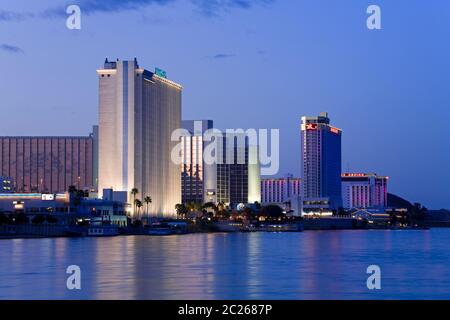 Casinos sur le fleuve Colorado, Laughlin City, Nevada, États-Unis Banque D'Images