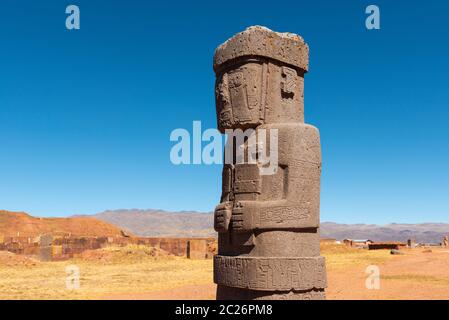 La statue monolithe de Ponce dans l'ancienne ville de Tiwanaku (Tiahuanaco) près de la Paz, en Bolivie. Banque D'Images