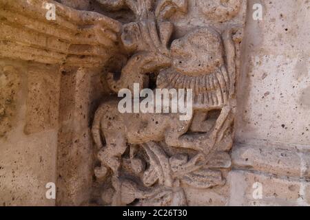 Vue extérieure sur la façade de l'Iglesia de San Juan Bautista de Yanahuara, Arequipa, Pérou Banque D'Images