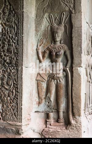 Angkor wat, Bas-relief de l'aile sud à la galerie est, Apsaras comme danseurs célestes, Siem Reap, Cambodge, Asie du Sud-est, Asie Banque D'Images