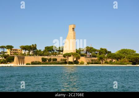 Monument à le marin de l'Italie, ville de Brindisi, Pouilles, Italie Banque D'Images