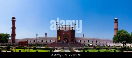 Vue extérieure de la mosquée Badshahi ou impériale à Lahore, au Pakistan. Banque D'Images