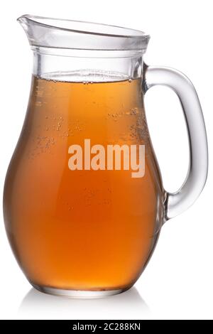 Pichet en verre de Kombucha, un thé fermenté boisson champignons isolés, Banque D'Images