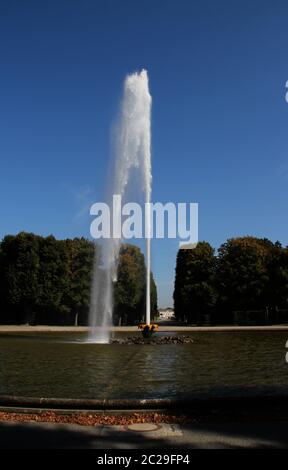 Une grande fontaine Banque D'Images