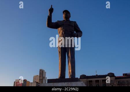 Place de la dépendance avec la première statue du président du Mozambique, Samora Machel Banque D'Images