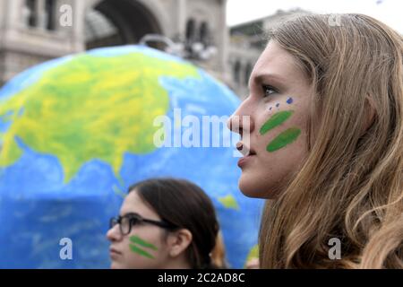 Grève des étudiants « vendredi pour l'avenir »; grève internationale contre le réchauffement climatique, à Milan. Banque D'Images