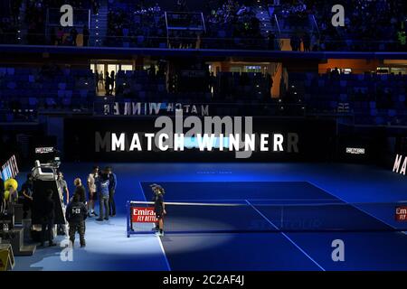 Tableau de bord numérique du court de tennis intérieur, Allianz Arena ; lors des finales ATP de la prochaine génération, à Milan. Banque D'Images