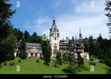 SchloÃŸ Peles à Sinaia Banque D'Images