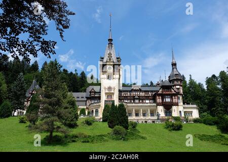 SchloÃŸ Peles à Sinaia Banque D'Images