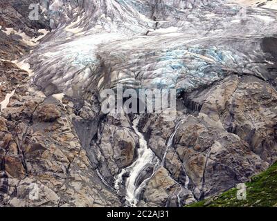 Embouchure du glacier de Taschach dans la vallée de Pitz du Tyrol Banque D'Images