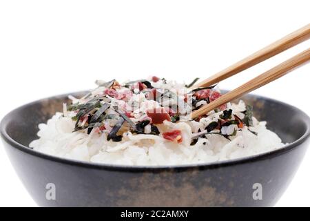 La nourriture japonaise, Shirasu et riz blanc cuit sur umeboshi Banque D'Images