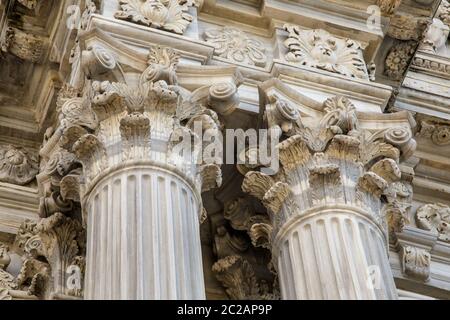 Ancienne colonne de palais de justice de justice Banque D'Images