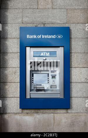 Bank of Ireland ATM Cash machine cashpoint automatique Tellar machine distributeur de billets trou dans le centre de Dublin de Wall en Irlande Banque D'Images