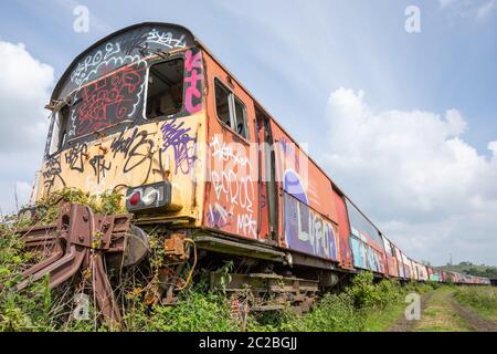 Un ancien train abandonné près de Hellifield, en Angleterre. Banque D'Images