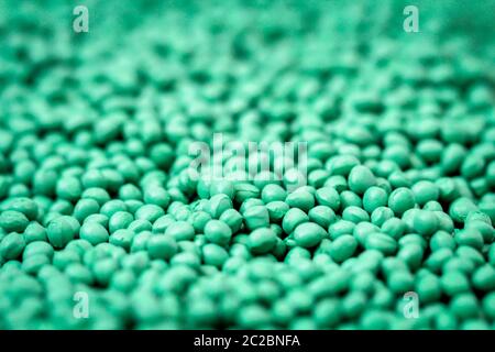 Des granules dans diverses formes et contenants Banque D'Images