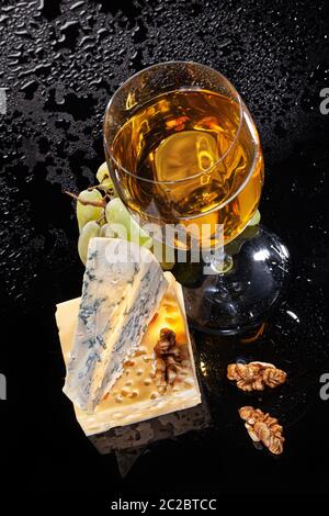 Fromage, raisin et vin Banque D'Images