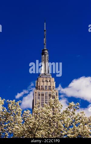 Printemps Avril 2015 Close Up of Empire State Building à New York, United States Banque D'Images