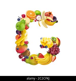 Lettre G faites de différents fruits et de baies, fruits alphabet isolé sur fond blanc Banque D'Images