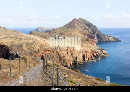 Trekking au Cap La Ponta de Sao Lourenço, point le plus à l'Est de l'île de Madère, au Portugal. Banque D'Images