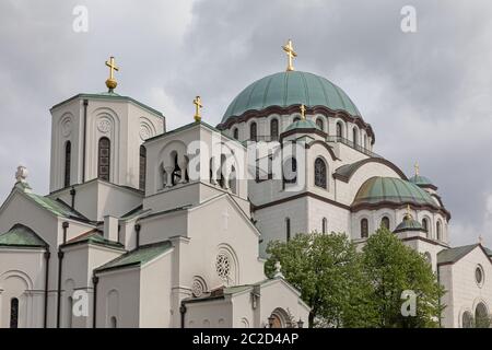 Anciens et nouveaux dans les églises Saint Sava de Serbie Belgrade Banque D'Images