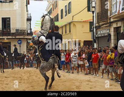 Les cavaliers de la Mare de Déu de Gràcia festival, Mahon/Mao, Minorque, Iles Baléares, Espagne. Banque D'Images