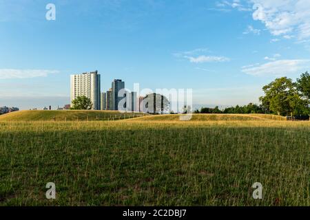 New York City / USA - JUL 31 2018: Long Island City Manhattan bâtiments, gratte-ciels et appartements vue de Roosevelt Island i Banque D'Images