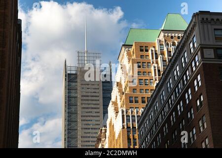 New York / USA - 13 juil 2018 : New York Times Building vue depuis la rue à midtown Manhattan Banque D'Images