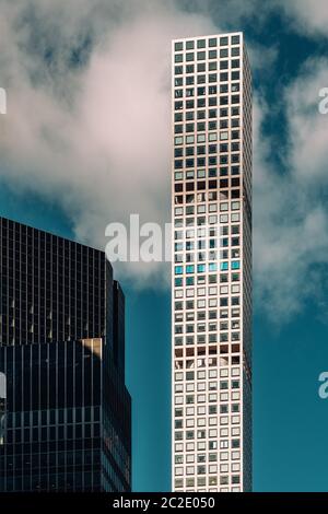 Vue rapprochée des 432 appartements Park Avenue et des gratte-ciels modernes de Midtown Manhattan New York Banque D'Images