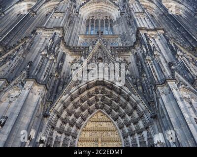 Koelner Hohe Domkirche Sankt Petrus Dom (Cathédrale St Pierre sens) église gothique à Koeln, Allemagne Banque D'Images