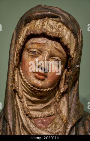 Pieta UNE sculpture médiévale peinte du Musée national d'Art du XIVe siècle Wrocław Basse-Silésie Pologne Banque D'Images