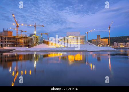 Opéra d'Oslo à Oslofjord, Oslo, Norvège. Banque D'Images