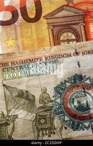 Dinar jordanien et euro Banque D'Images