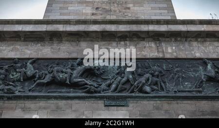 Des détails architecturaux de l'Édifice Wellington Testimonial obélisque dans le Phoenix Park de Dublin, Irlande sur une journée d'hiver Banque D'Images