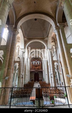 Intérieur de l'église Saint-Hilaire le Grand, Poitiers, Nouvelle-Aquitaine, France Banque D'Images