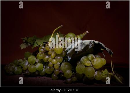 Raisins photographiés avec la technique de peinture légère Banque D'Images