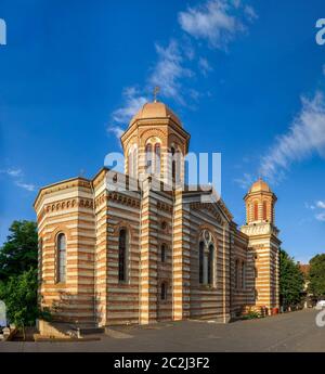 Constanta, Roumanie - 07.09.2019. La Cathédrale des Saints Pierre et Paul de Constanta sur la mer Noire roumaine Resort Banque D'Images