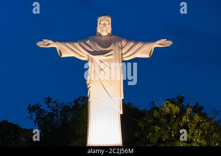 Le Christ est reproduit à taille mini à Mini Siam, Thaïlande. Banque D'Images