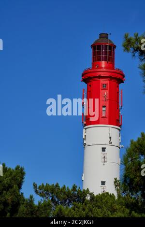 Le phare du Cap Ferret, qui surplombe la baie d'Arcachon et l'océan Atlantique, Gironde, Aquitaine, France, reconstruit en 1947 Banque D'Images