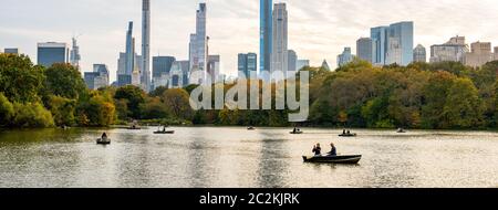 Couleur du feuillage d'automne de Central Park à Manhattan Banque D'Images