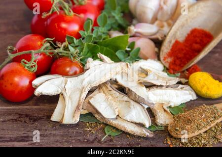 Fumé champignons séchés shiitake Banque D'Images