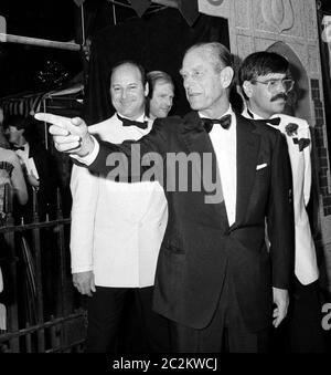 LONDRES, ROYAUME-UNI. 1985 juillet : S.A.R. le prince Philip Duke d'Édimbourg au Berkely Square ball à Londres. © Paul Smith/Featureflash Banque D'Images