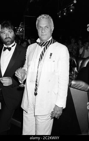 LONDRES, Royaume-Uni. c. 1986: Acteur Tony Curtis à un parti à Londres. © Paul Smith/Featureflash Banque D'Images