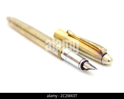 Ancien stylo isolé sur fond blanc Banque D'Images